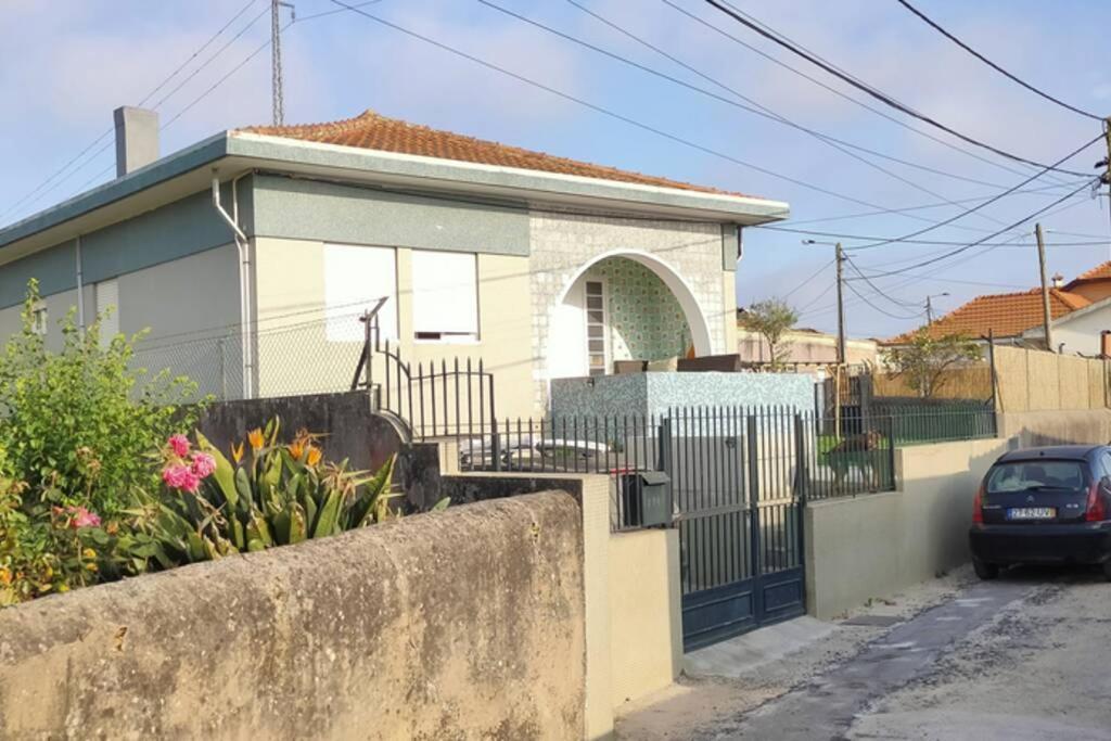 Villa House With Pool And Garden In Esmoriz Near Porto Exterior foto