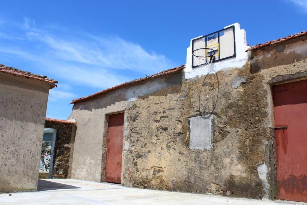 Villa House With Pool And Garden In Esmoriz Near Porto Exterior foto